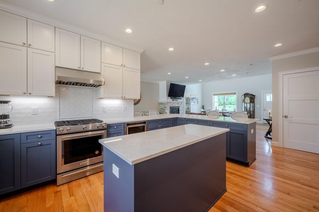 37 Kibrel Ct, Condo with 2 bedrooms, 4 bathrooms and null parking in Sandown NH | Image 26