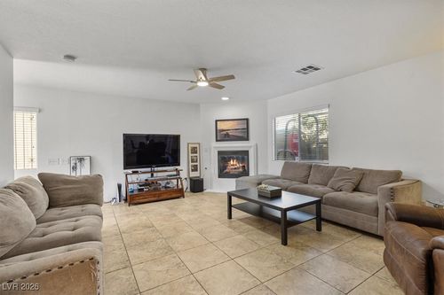 8940 Marmo Ave, Las Vegas, NV, 89148-4949 | Card Image