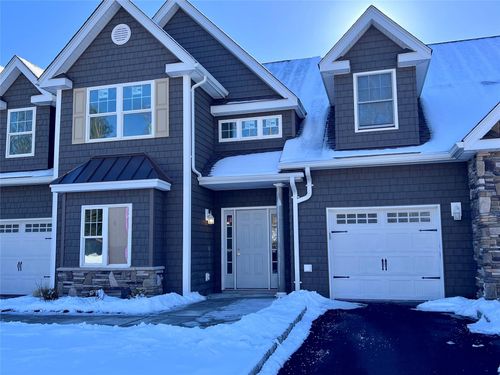 108 Braeburn Path, Matamoras, PA, 18336-2519 | Card Image