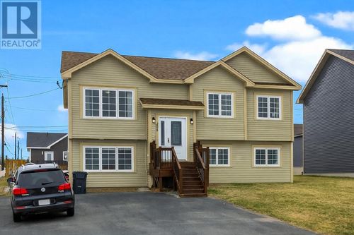 208 Elizabeth Dr, Paradise, NL, A1L0N1 | Card Image