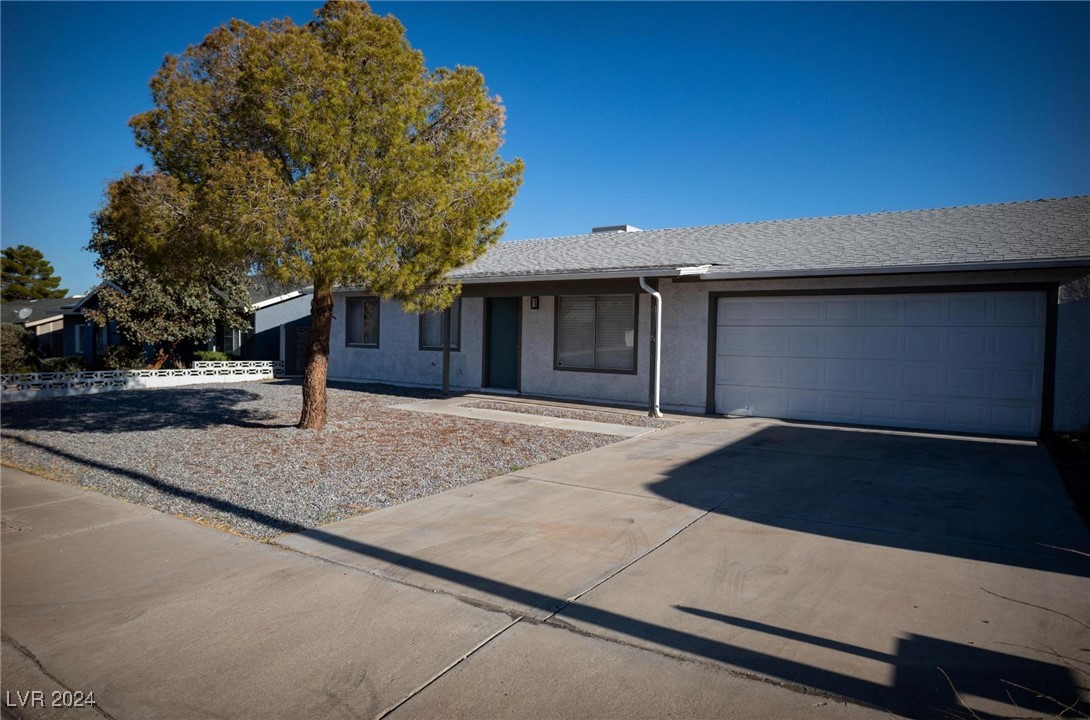 Concho Dr, Henderson, NV 89015