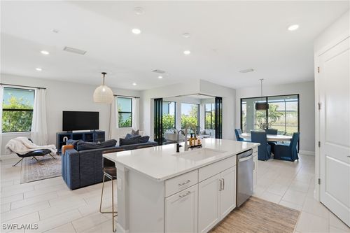 1888 Terreno Boulevard, NAPLES, FL, 34120 | Card Image