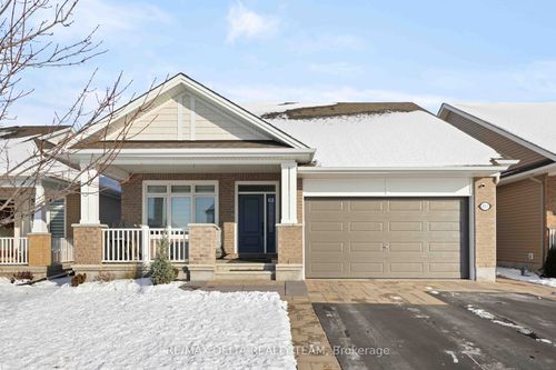 851 Tewin Cir, Orleans, ON, K4A1K1 | Card Image