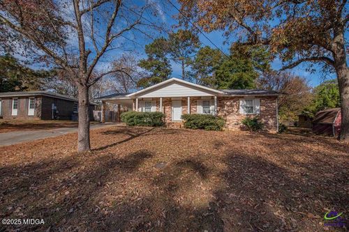 103 Oakdale Dr, Warner Robins, GA, 31088-5744 | Card Image