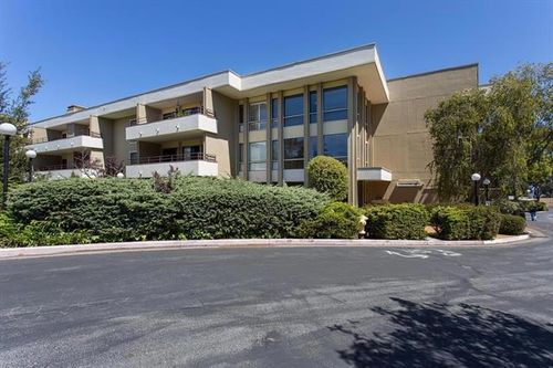212-10 Scenic Dr, Redwood City, CA, 94062-3235 | Card Image