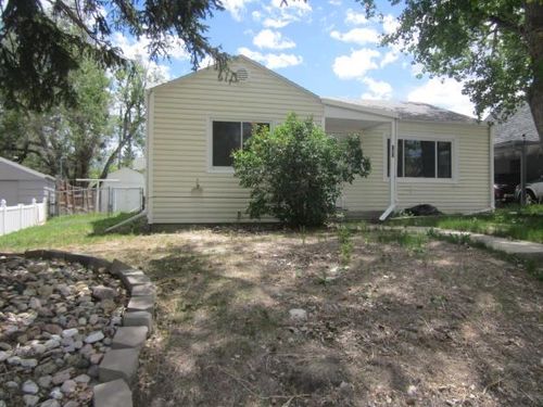 737 15th St, Casper, WY, 82601-4410 | Card Image