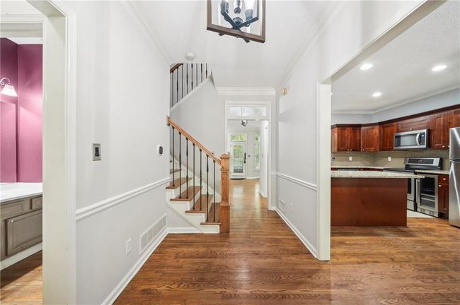 171 Riverview Trl, Condo with 3 bedrooms, 4 bathrooms and 2 parking in Roswell GA | Image 9