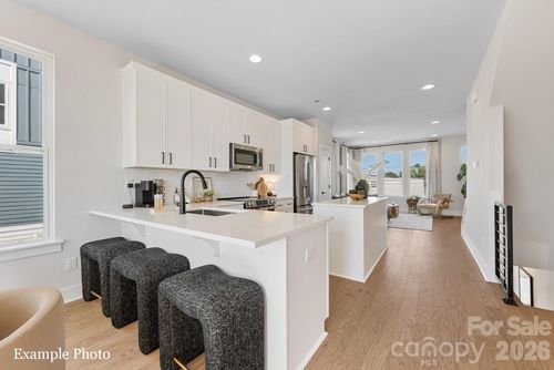 25-142 Red Azalea Ln, Charlotte, NC, 28217-0485 | Card Image