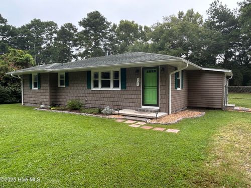 128 Ranch Dr, Elizabeth City, NC, 27909-9698 | Card Image