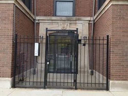 3s-6342 Kenwood Ave, Chicago, IL, 60637-3767 | Card Image