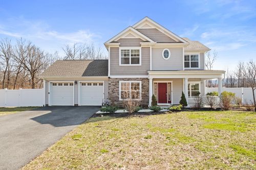 24 Knoll Crest Ct, Cornwall, NY, 12518-1364 | Card Image