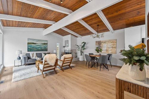 404-4500 39 St Nw, Calgary, AB, T3A0M5 | Card Image