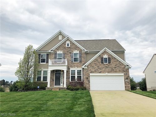3696 Kenway Blvd, Uniontown, OH, 44685-8371 | Card Image