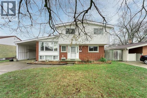 856 Westchester Dr, Windsor, ON, N8S3Y7 | Card Image