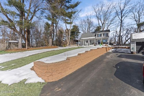 413 E Campbell Rd Ext, Schenectady, NY, 12303-4330 | Card Image