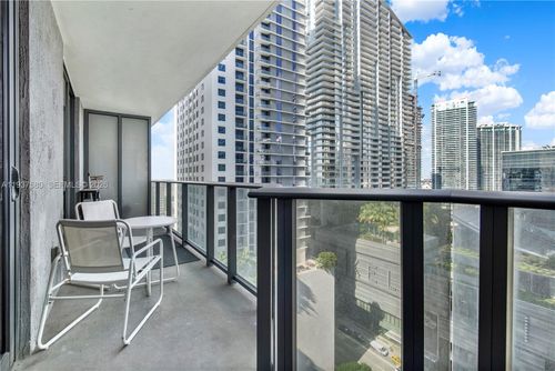 1609-45 Sw 9th St, Miami, FL, 33130-3896 | Card Image