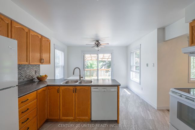 2509 Marsdale Dr, House other with 4 bedrooms, 2 bathrooms and 2 parking in Peterborough ON | Image 9