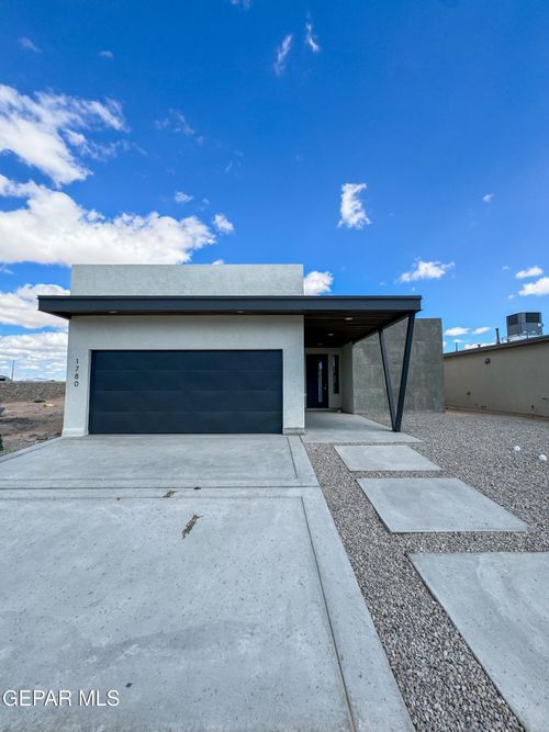 15144 Concentrate Avenue, El Paso, TX, 79938 | Card Image
