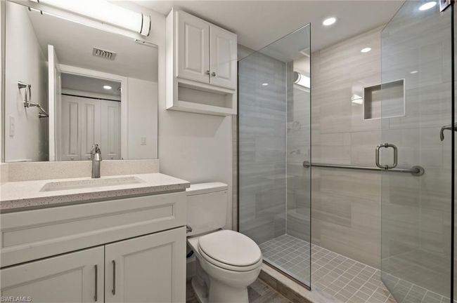 Primary Bathroom | Image 22
