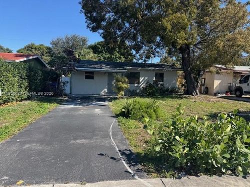 3840 Ne 12th Ave, Pompano Beach, FL, 33064-5110 | Card Image