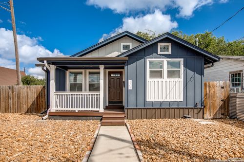 1703 Hays St, San Antonio, TX, 78202-1504 | Card Image