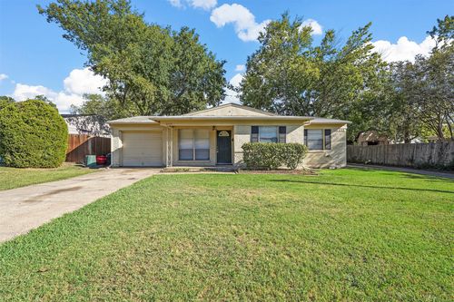 3204 Caribbean Dr, Mesquite, TX, 75150-1816 | Card Image