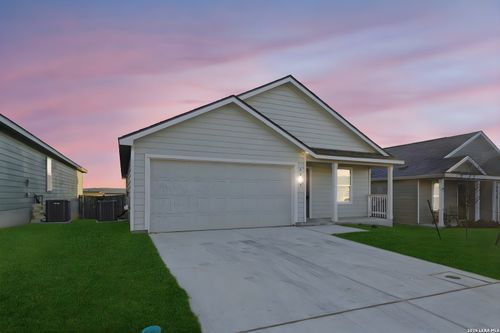 1052 Shutter Way, Kerrville, TX, 78028-2304 | Card Image