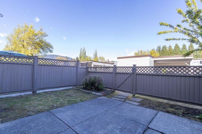 3348 Vincent Street, Townhouse with 3 bedrooms, 1 bathrooms and 2 parking in Port Coquitlam BC | Image 9