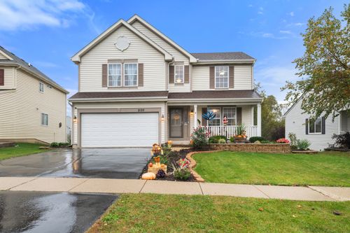 2135 Columbine Ct, Round Lake, IL, 60073-9561 | Card Image