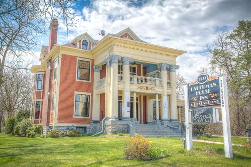 1975 Riverside Ave, Marinette, WI, 54143-1218 | Card Image