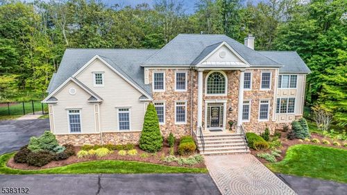 136 Flocktown Rd, Long Valley, NJ, 07853-3594 | Card Image