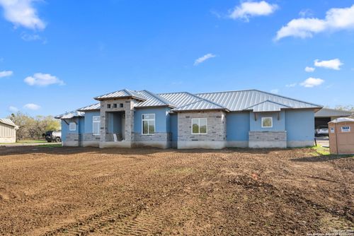 731 County Road 356, Adkins, TX, 78101-2409 | Card Image