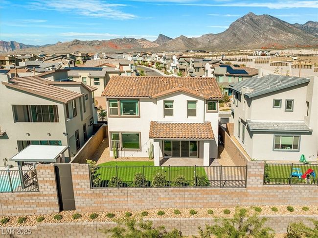 828 Parker Mesa St, House other with 3 bedrooms, 3 bathrooms and null parking in Las Vegas NV | Image 57