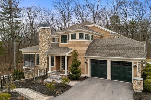 15-15 Gershon Way, Winchester, MA, 01890-4500 | Card Image