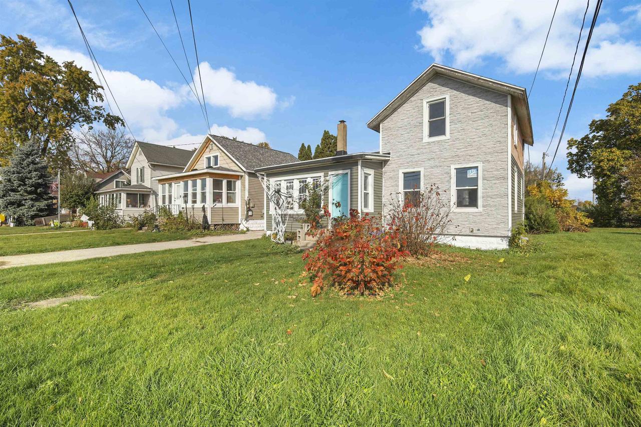 Residential in JANESVILLE 3