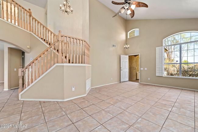 9-web-or-mls-9130 N Safflower Ln - MLS I | Image 9