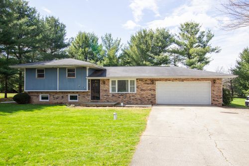 64770 Wade Rd, Cassopolis, MI, 49031-9531 | Card Image