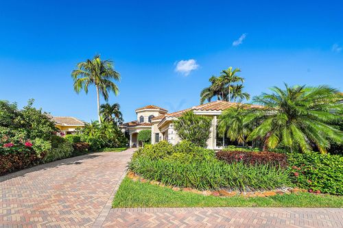 7 Island Dr, Boynton Beach, FL, 33436-6072 | Card Image