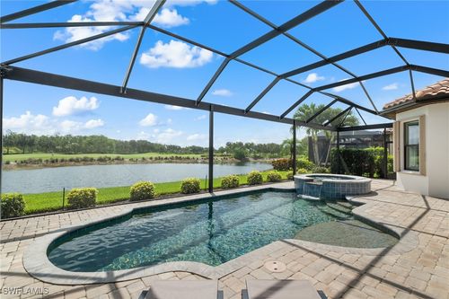 8888 Savona Ct, NAPLES, FL, 34119-9533 | Card Image
