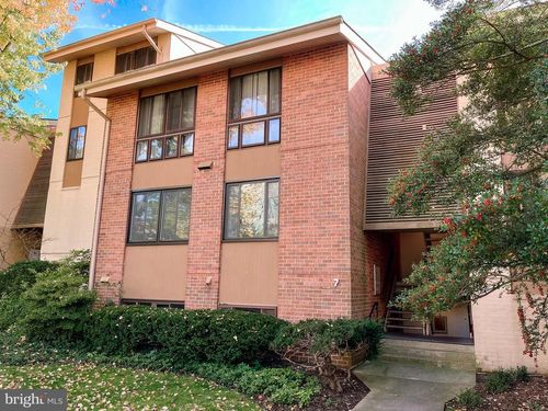 7c-7 Hamill Rd, BALTIMORE, MD, 21210-1708 | Card Image