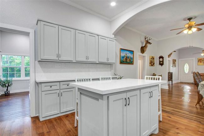 10949 Highway 326 N, House other with 3 bedrooms, 2 bathrooms and null parking in Kountze TX | Image 6