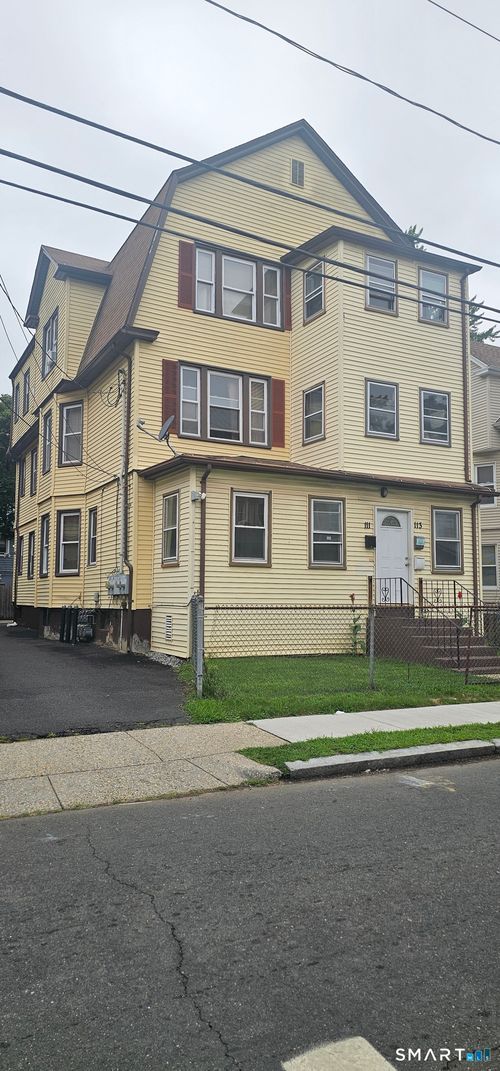 111-113 Kent Street, Hartford, CT, 06112 | Card Image