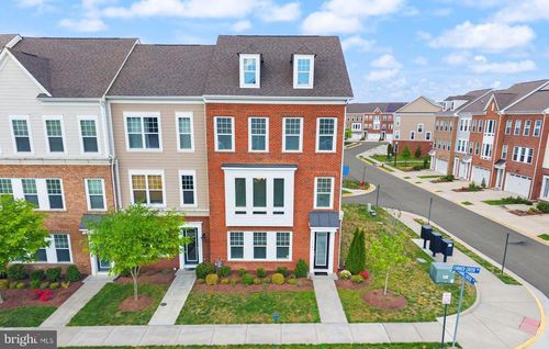 19304 Forked Creek Ter, Leesburg, VA, 20175-4772 | Card Image
