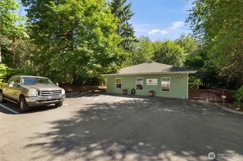 1550 Woodridge Dr Se, Port Orchard, WA, 98366-3818 | Card Image