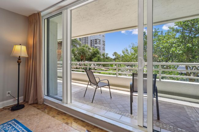 APT-208 - 4201 N Ocean Blvd, Condo with 2 bedrooms, 2 bathrooms and null parking in Boca Raton FL | Image 12