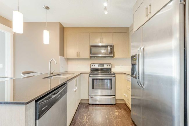 3311 - 240 Skyview Ranch Road Ne, Condo with 2 bedrooms, 2 bathrooms and 1 parking in Calgary AB | Image 5