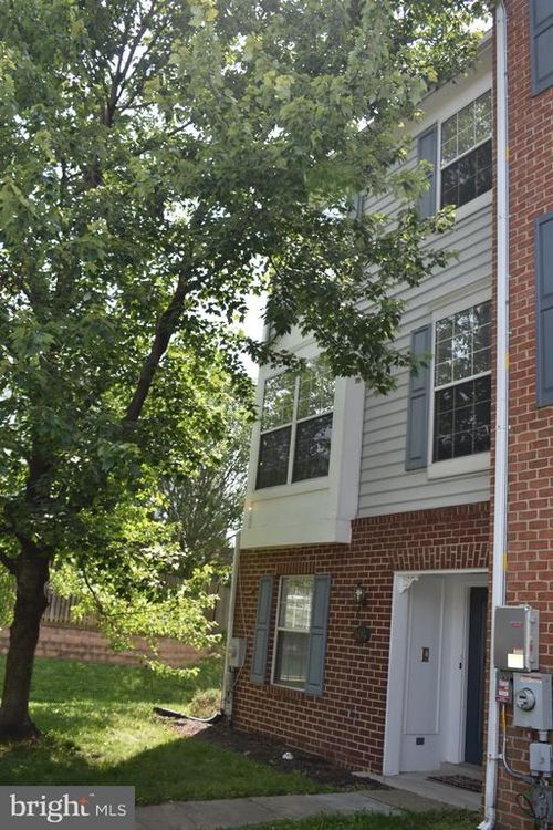104 Rock Creek Ct, FREDERICK, MD, 21702-6229 | Card Image