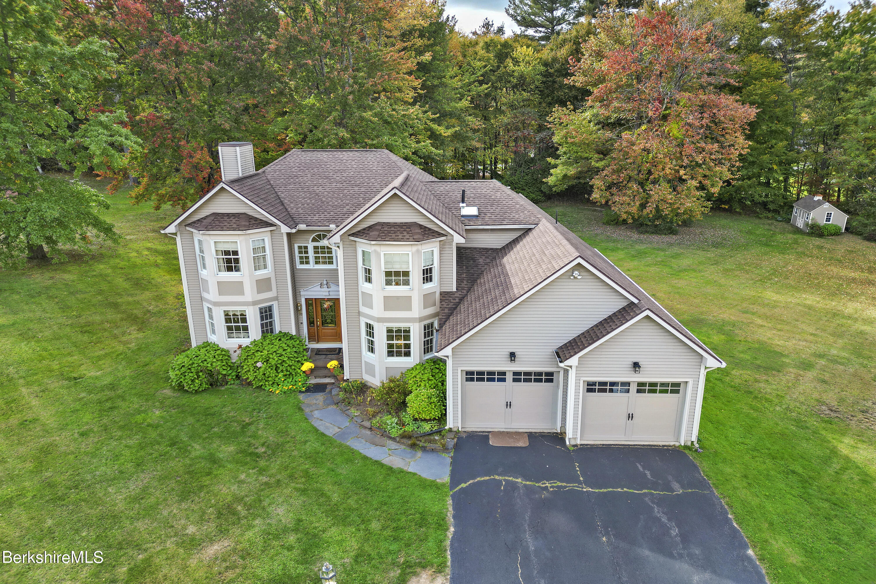Lillybrook Rd, Pittsfield, MA 01201