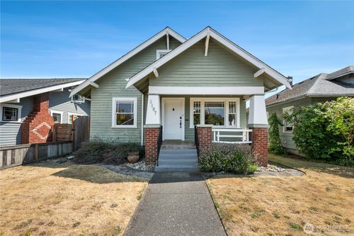 1107 N Anderson St, Tacoma, WA, 98406-6815 | Card Image