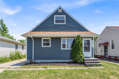 4417 E 156th St, Cleveland, OH, 44128-2912 | Card Image